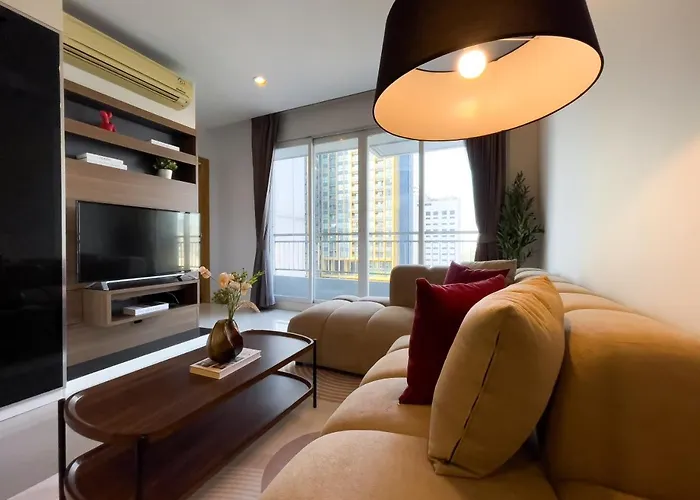 Near Bts L Large 98 Sqm L Pool And Sauna Lejlighed *