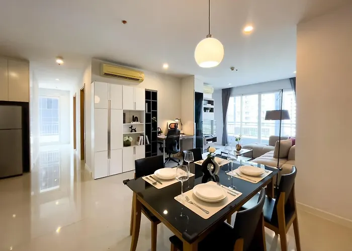 Near Bts L Large 98 Sqm L Pool And Sauna Lejlighed
