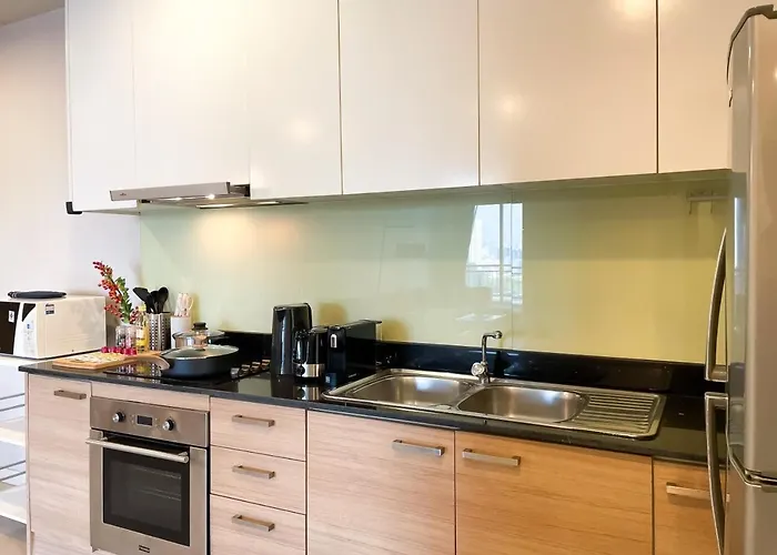 Lejlighed Near Bts L Large 98 Sqm L Pool And Sauna