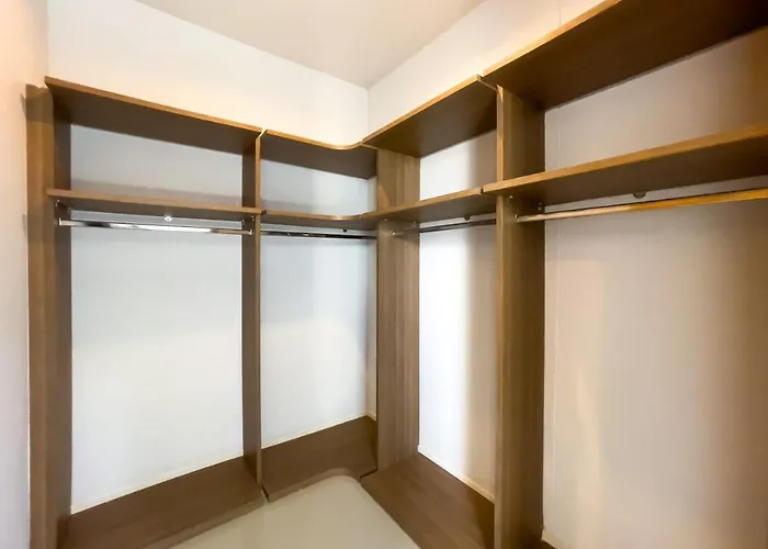Near Bts L Large 98 Sqm L Pool And Sauna