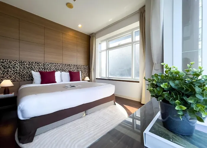 Near Bts L Large 98 Sqm L Pool And Sauna *