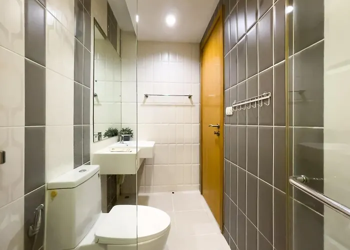 Near Bts L Large 98 Sqm L Pool And Sauna *