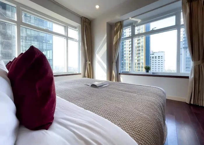 Near Bts L Large 98 Sqm L Pool And Sauna