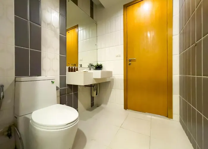 Near Bts L Large 98 Sqm L Pool And Sauna Bangkok