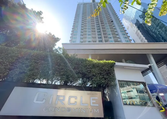 Near Bts L Large 98 Sqm L Pool And Sauna